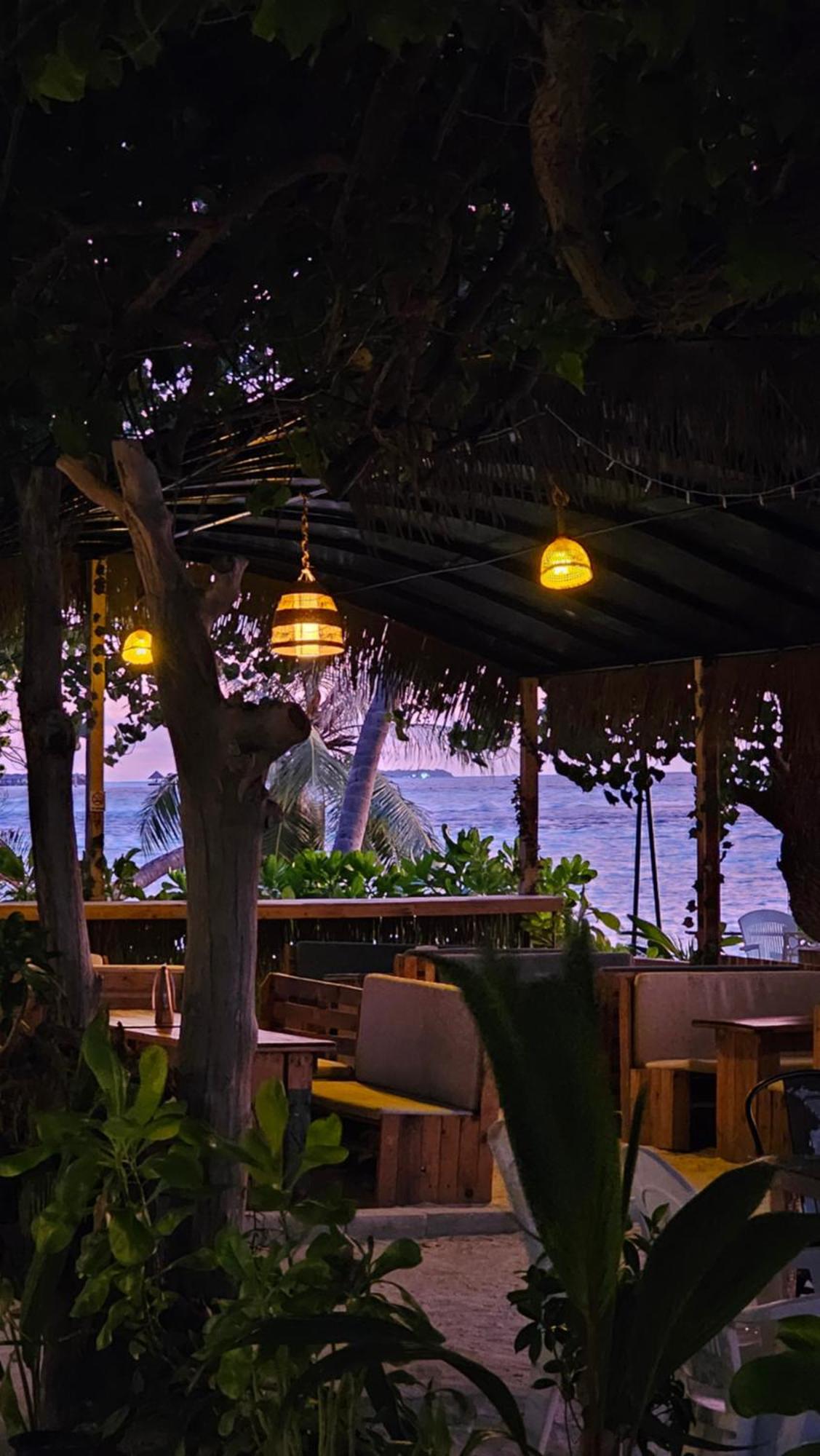 Aqua Sunset Hotel Gulhi Exterior foto